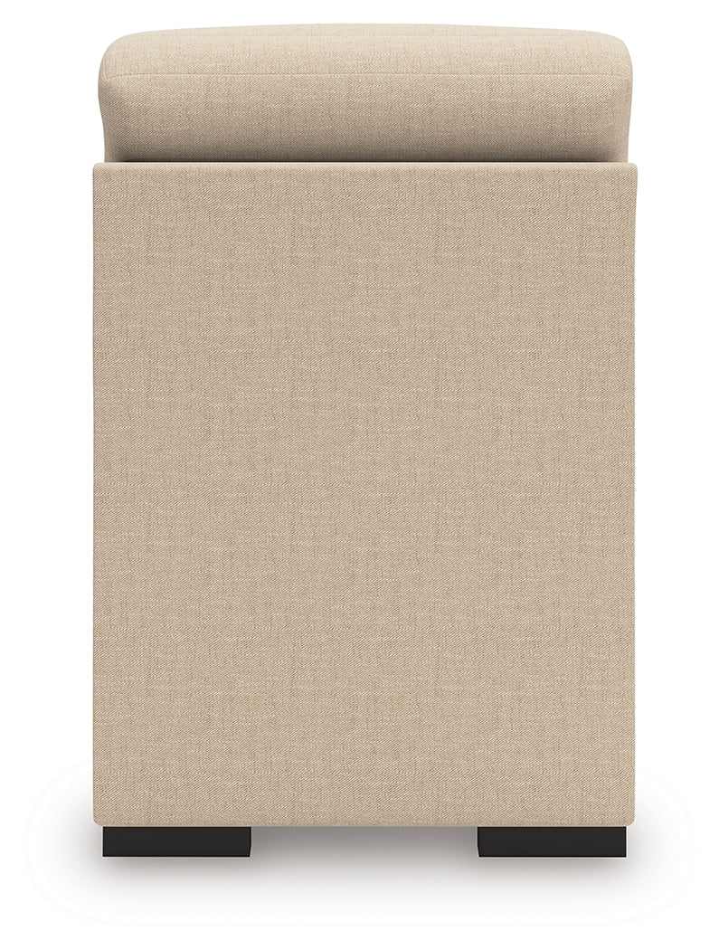 LadyMae 4-Piece Sectional