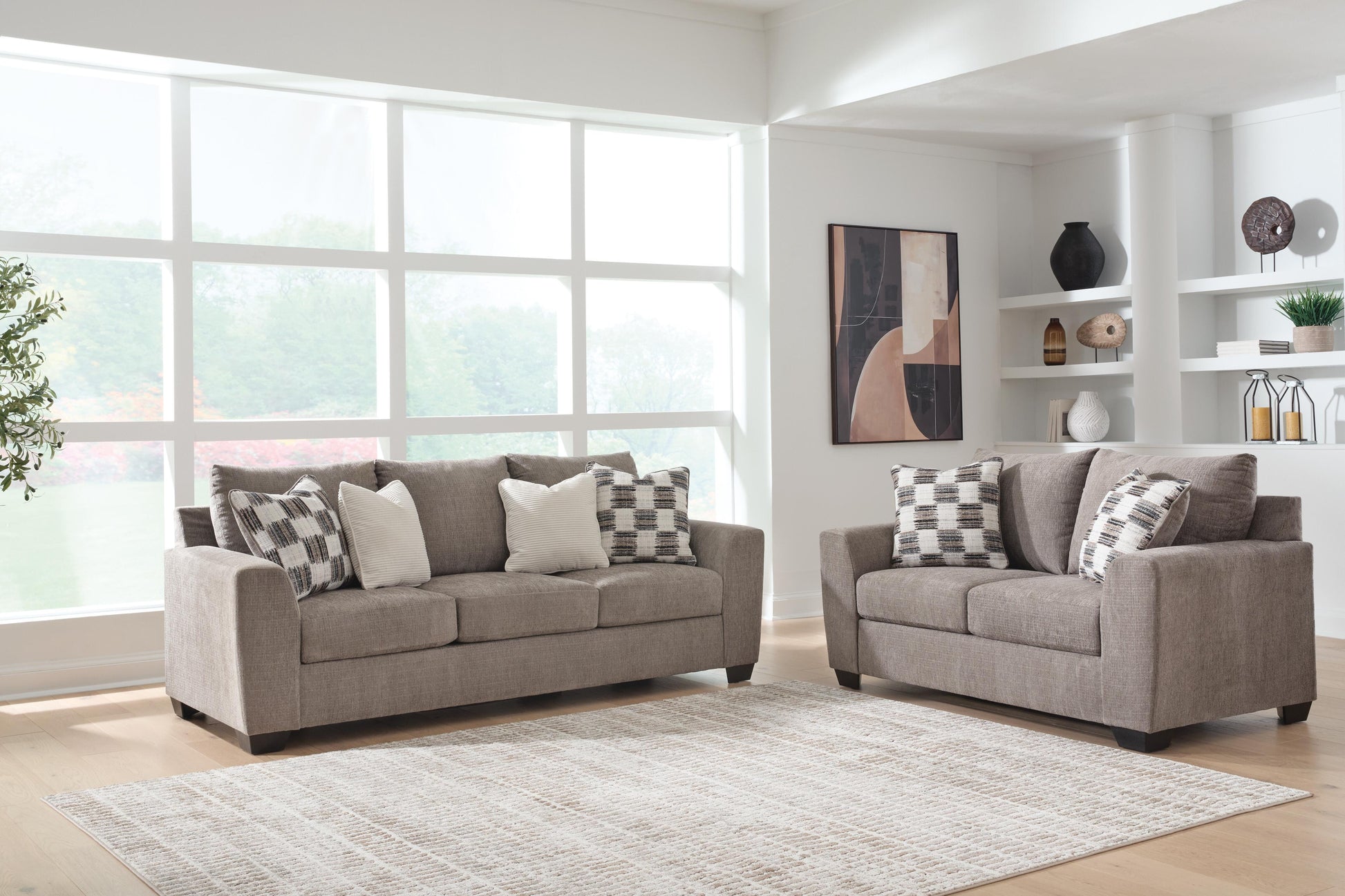 Lakeland Furniture Outlet - Ashley Furniture - Loreo - Default - 63102U1