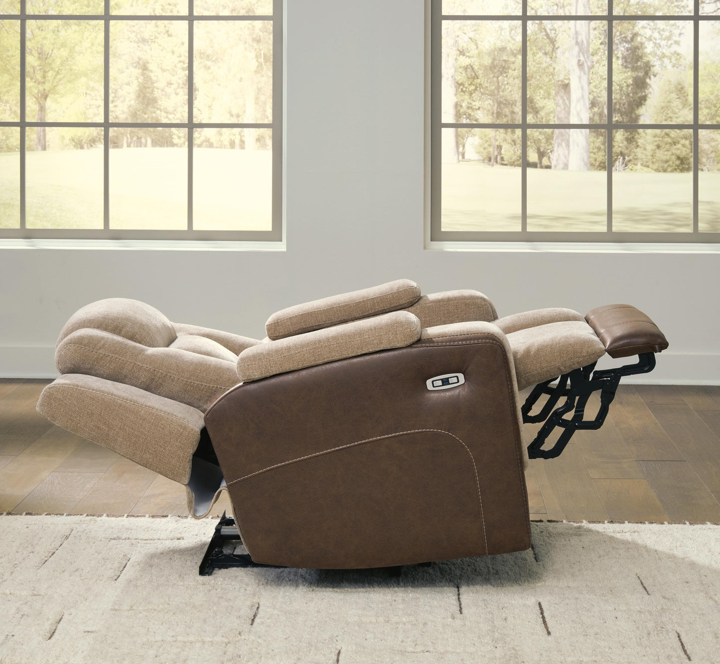 Mixed Motion Living Room