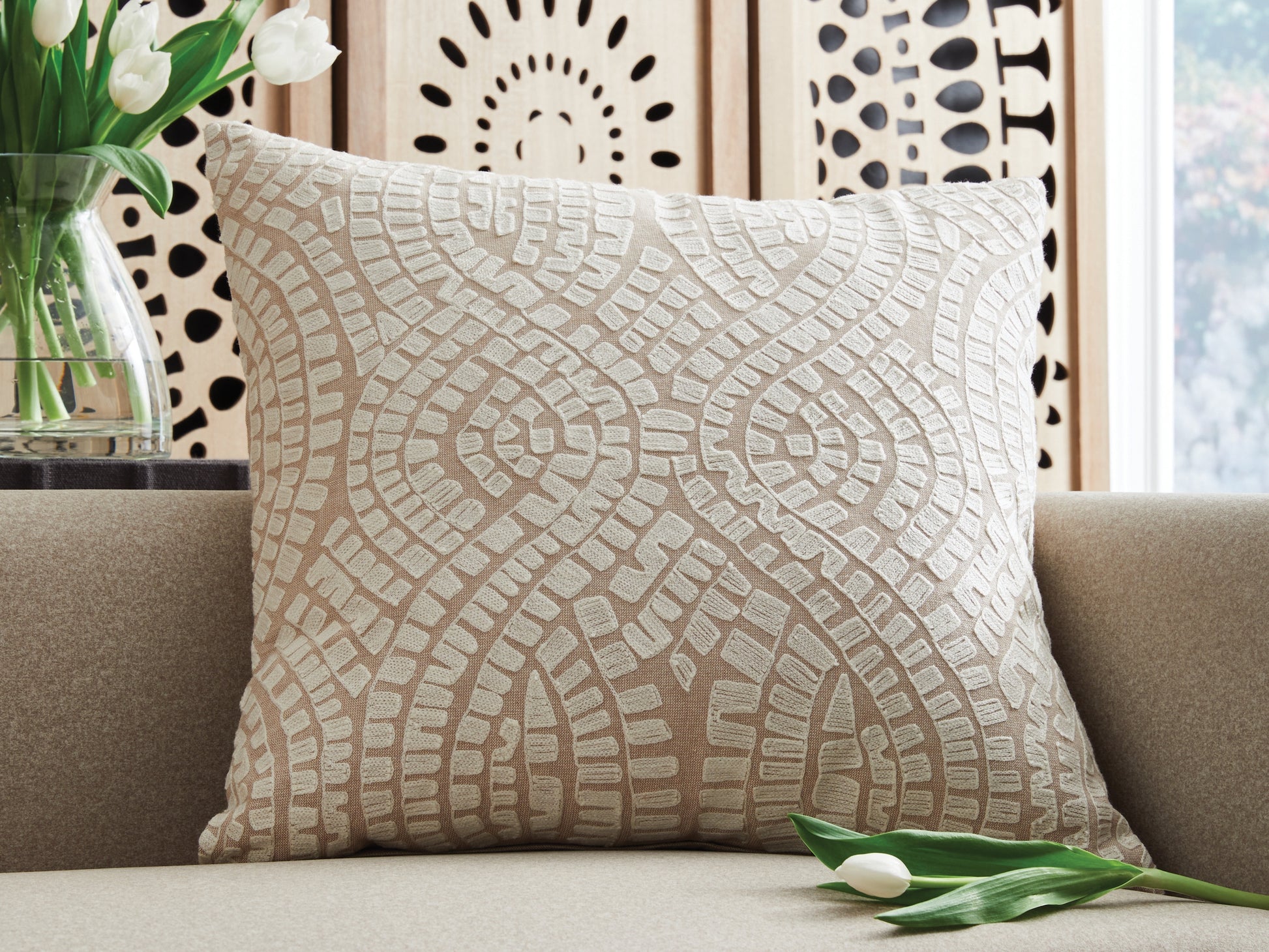 Lakeland Furniture Outlet - Ashley Furniture - Cortlen Pillows - Pillow (4/CS) - A1001122