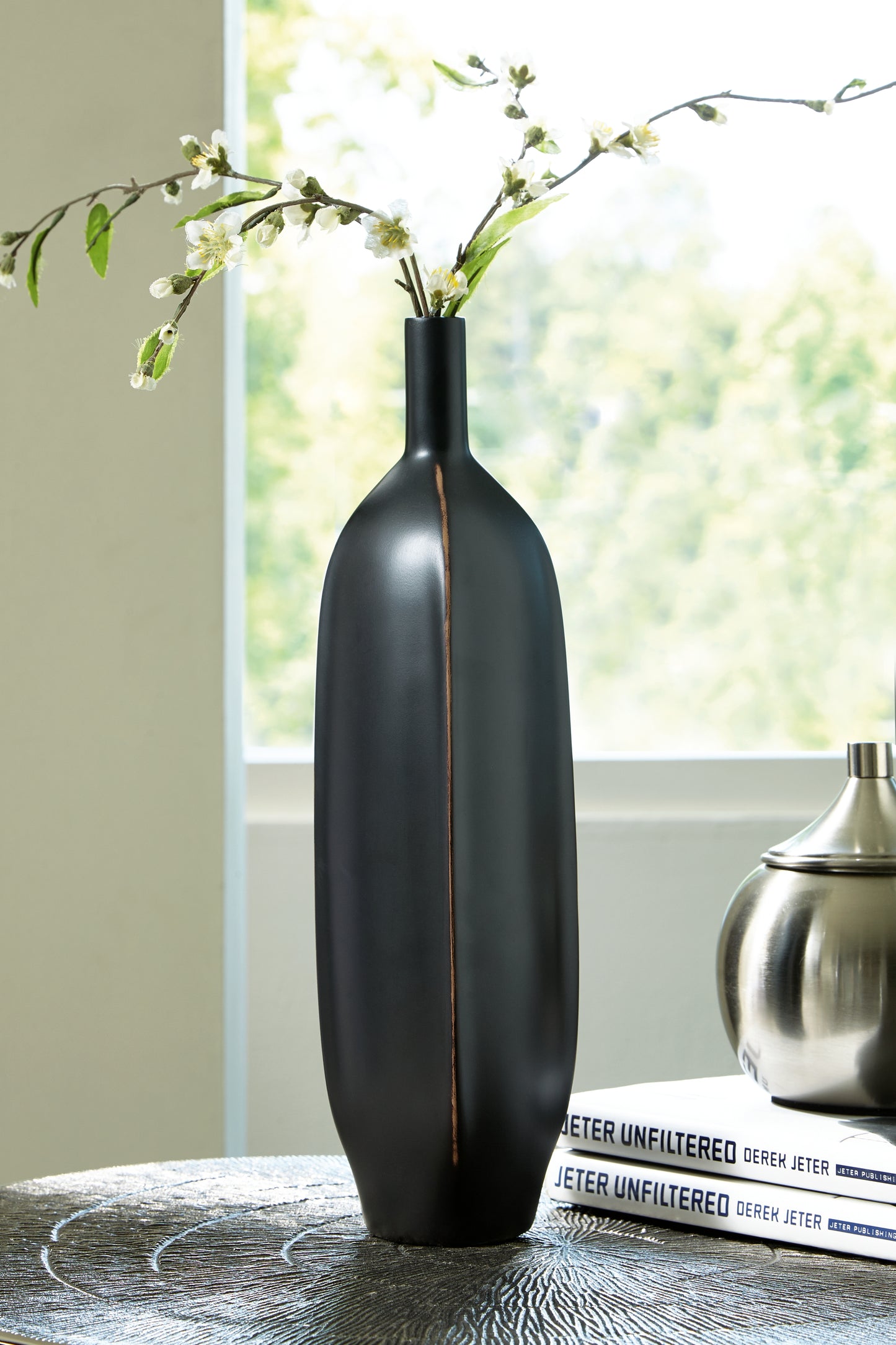 Lakeland Furniture Outlet - Ashley Furniture - Rhaveney Vase - Vase (3/CS) - A2000552
