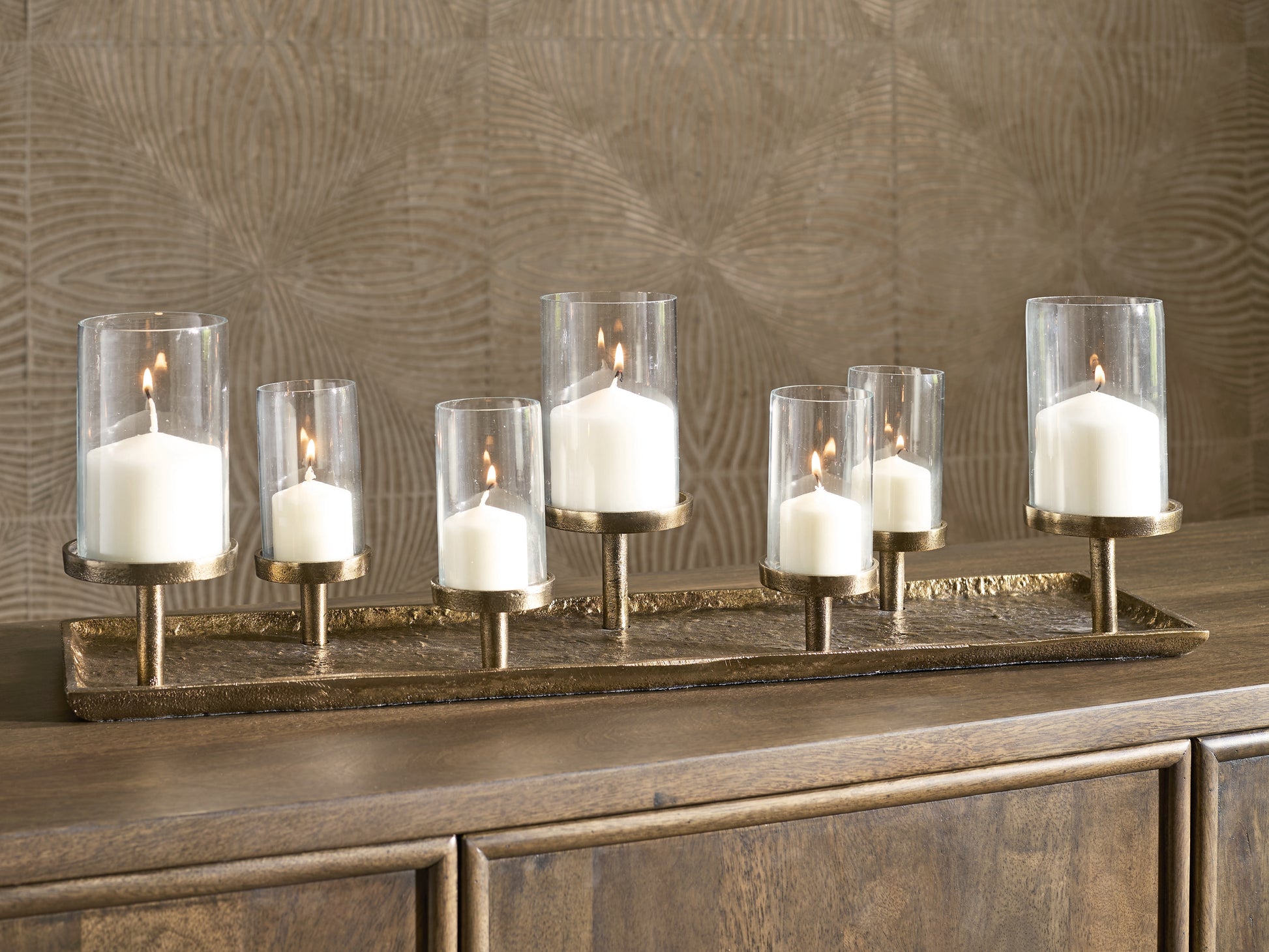 Lakeland Furniture Outlet - Ashley Furniture - Wallmond Candle Holder - Candle Holder - A2000820