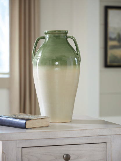 Lakeland Furniture Outlet - Ashley Furniture - Andorbury Vase - Vase - A2000914