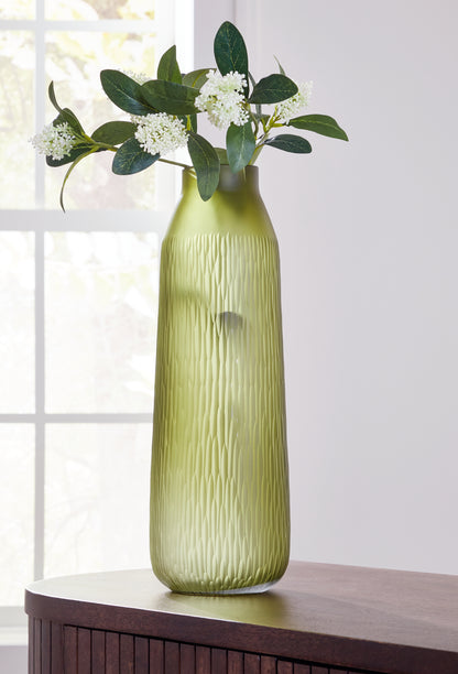 Lakeland Furniture Outlet - Ashley Furniture - Scottyard Vase - Vase - A2900009