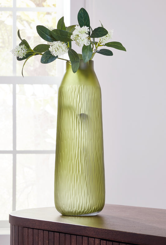 Lakeland Furniture Outlet - Ashley Furniture - Scottyard Vase - Vase - A2900009