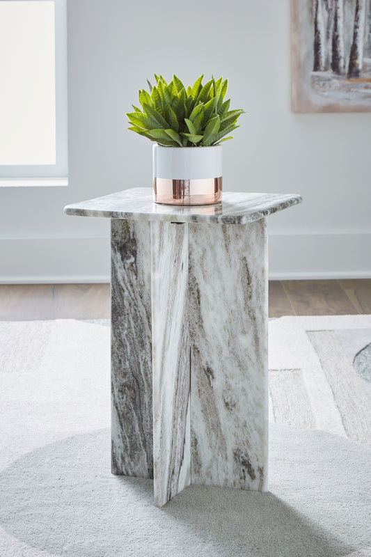 Lakeland Furniture Outlet - Ashley Furniture - Keithwell Accent Table - Accent Table - A4000611