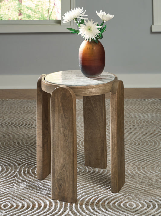 Lakeland Furniture Outlet - Ashley Furniture - Gavrilley Accent Table - Accent Table - A4000722