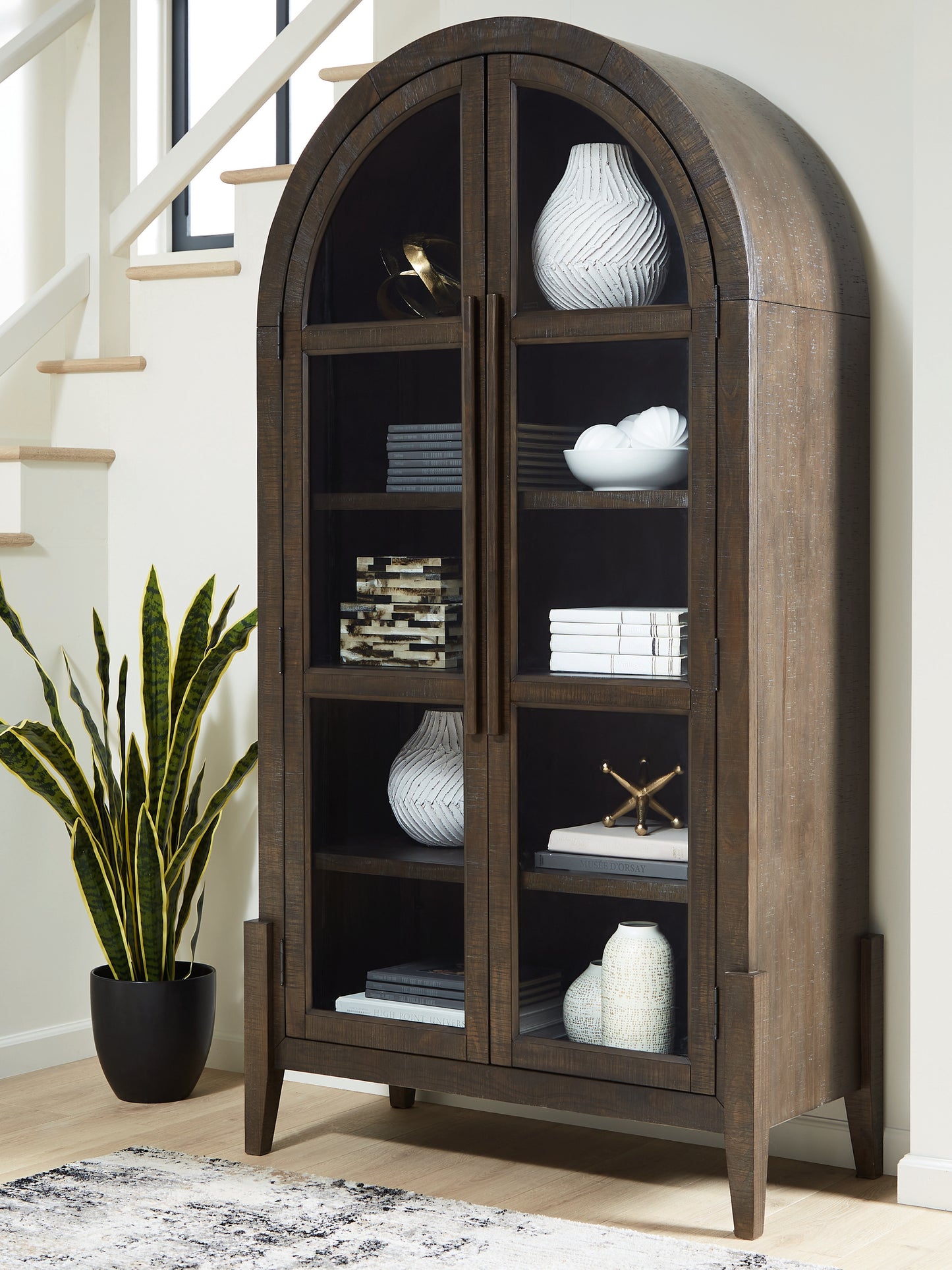 Lakeland Furniture Outlet - Ashley Furniture - Benhall Accent Cabinet - Accent Cabinet - A4000727