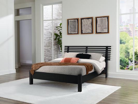Lakeland Furniture Outlet - Ashley Furniture - Danziar Bedroom - Queen Slat Panel Bed - B1013B1