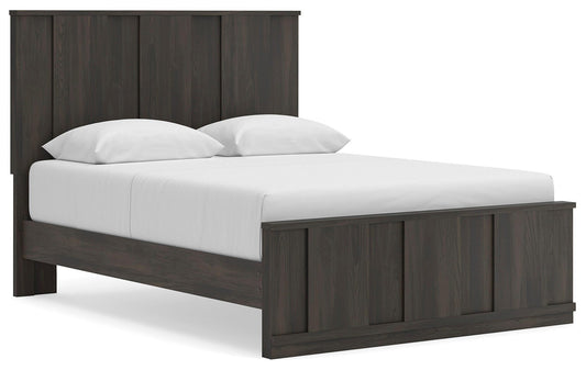 Lakeland Furniture Outlet - Ashley Furniture - Shaehartin Bedroom - Queen Panel Platform Bed - PCB3167B4