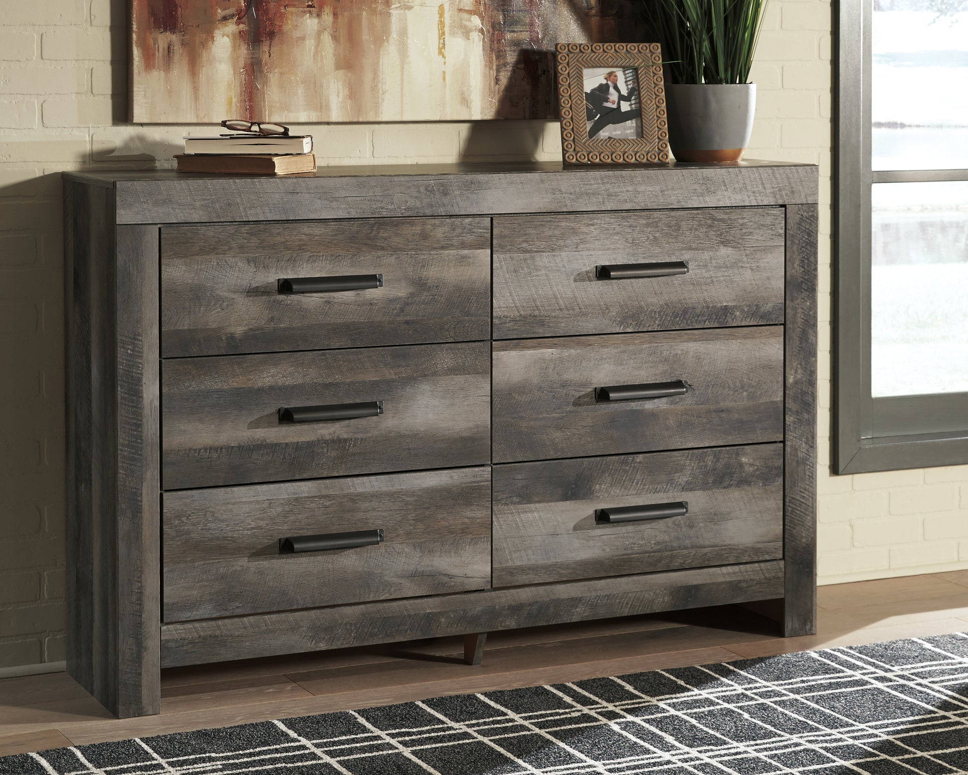 Lakeland Furniture Outlet - Ashley Furniture - Wynnlow Bedroom - Six Drawer Dresser / Gray - B440-31