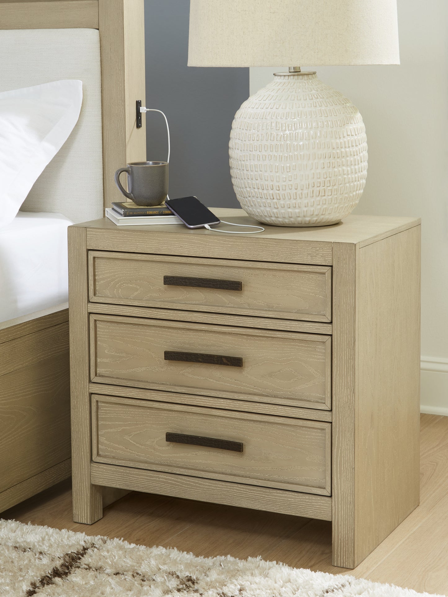 Lakeland Furniture Outlet - Ashley Furniture - Calmoro Bedroom - Three Drawer Night Stand - B602-93