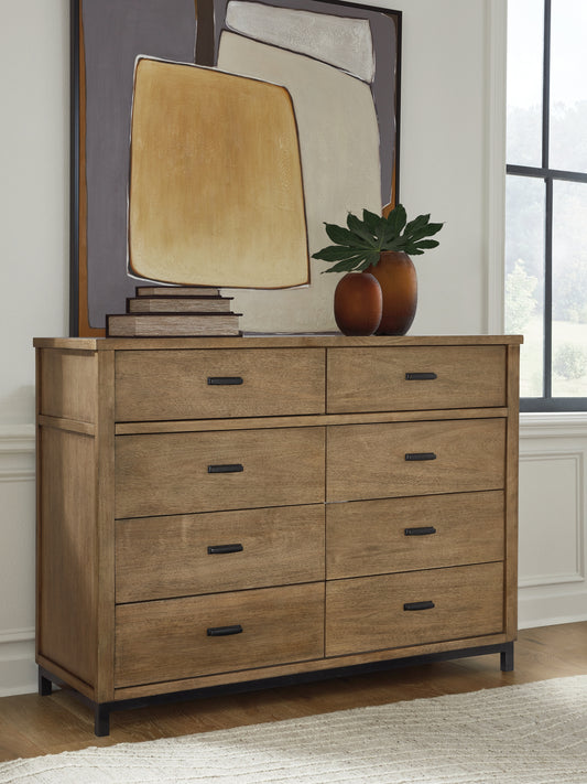 Lakeland Furniture Outlet - Ashley Furniture - Tomtyn Bedroom - Dresser - B622-31