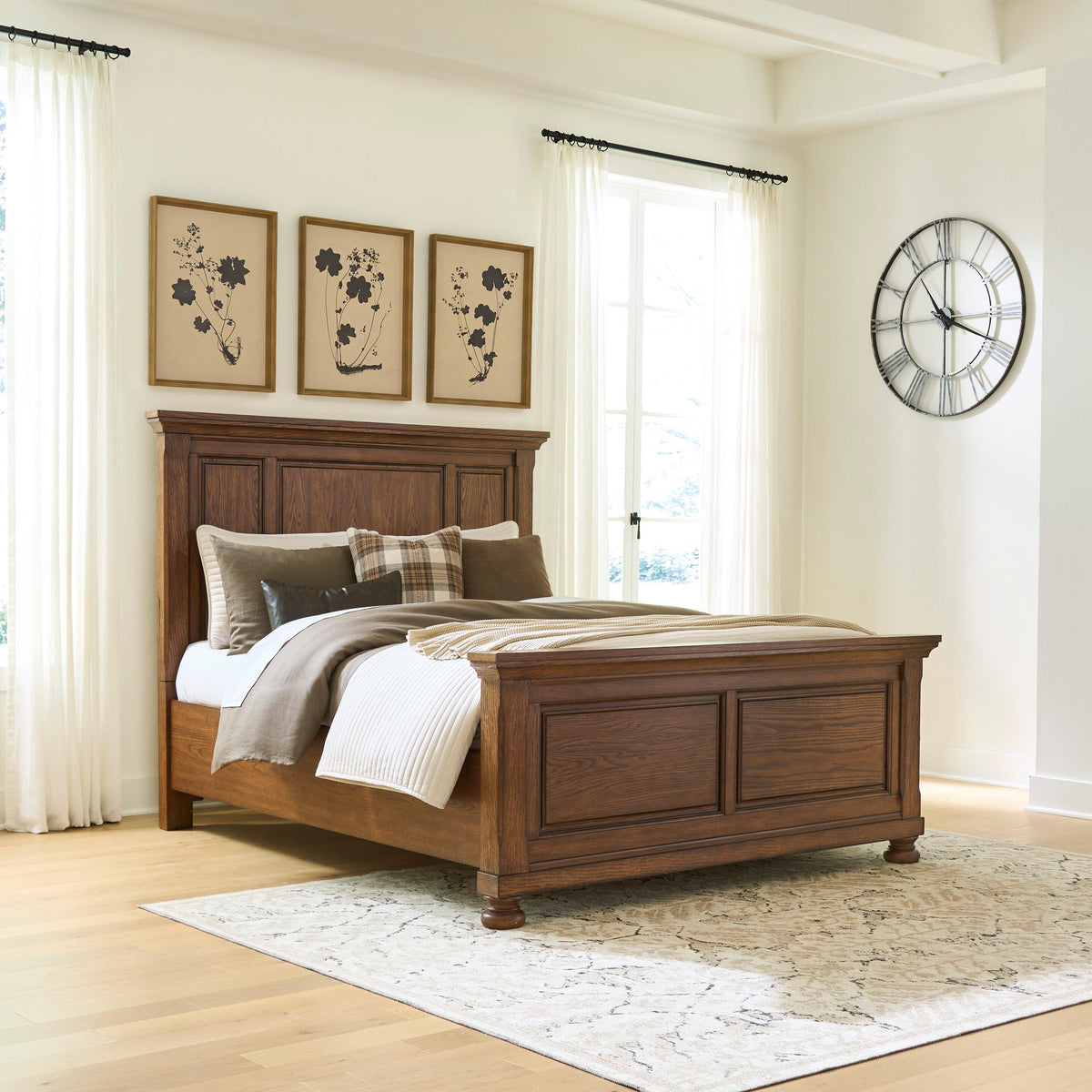 Lakeland Furniture Outlet - Ashley Furniture - Zackaryn Bedroom - Queen Panel Bed / Warm Brown - PCB807B2