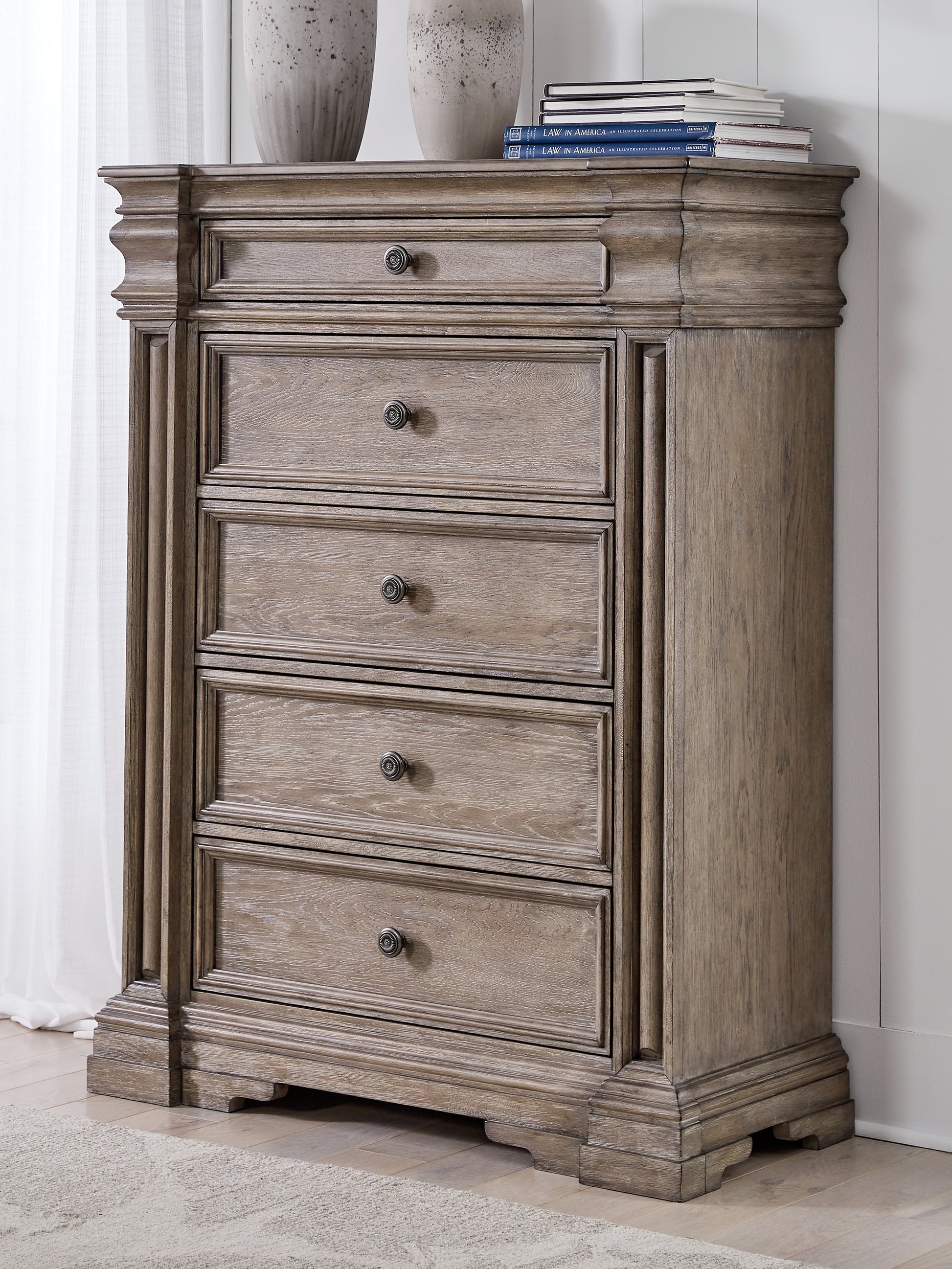 Lakeland Furniture Outlet - Ashley Furniture - Blairhurst Bedroom - Five Drawer Chest - B916-46