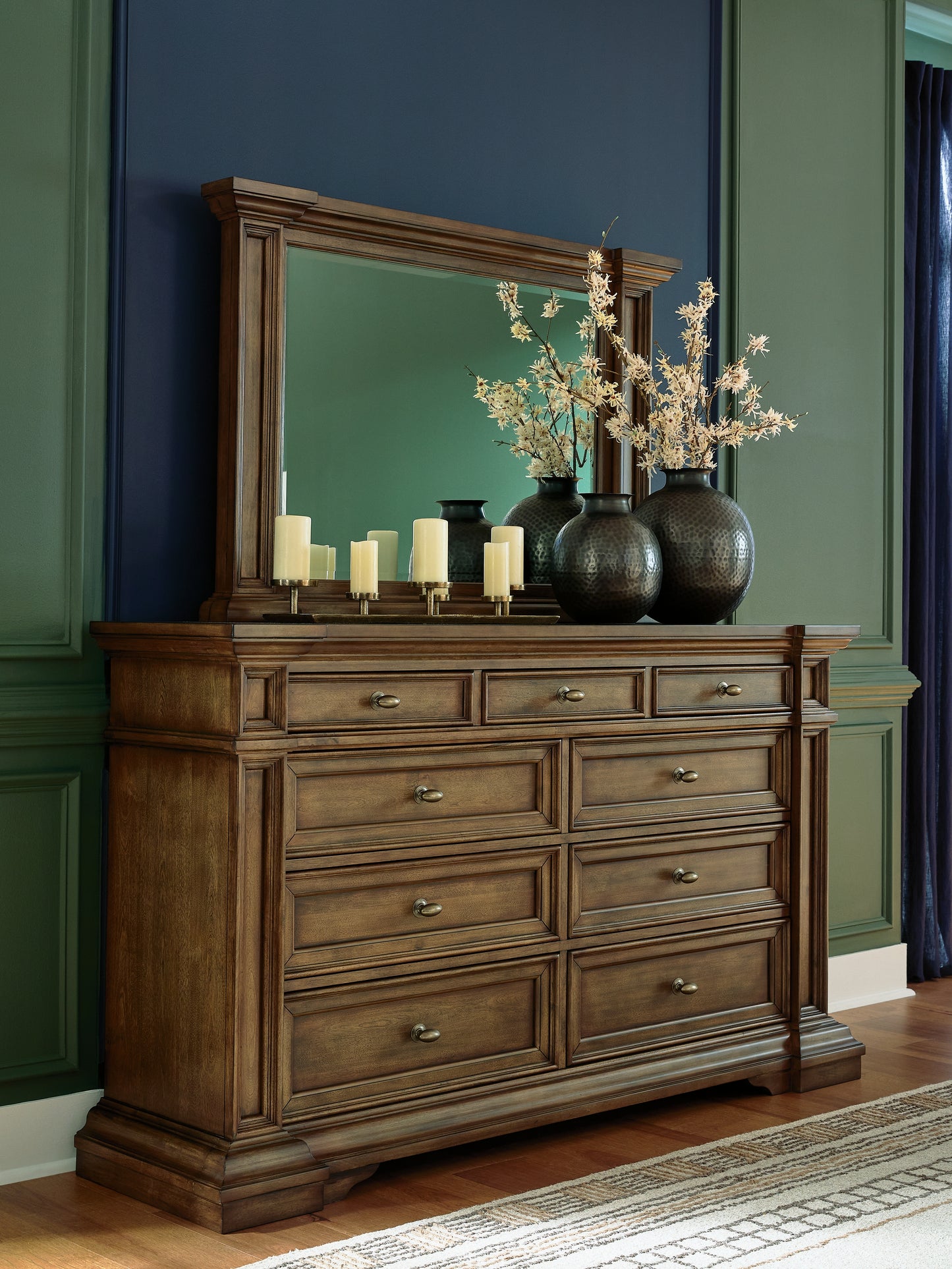 Lakeland Furniture Outlet - Ashley Furniture - Frantanna Bedroom - Dresser and Mirror / Brown - PCB949B1