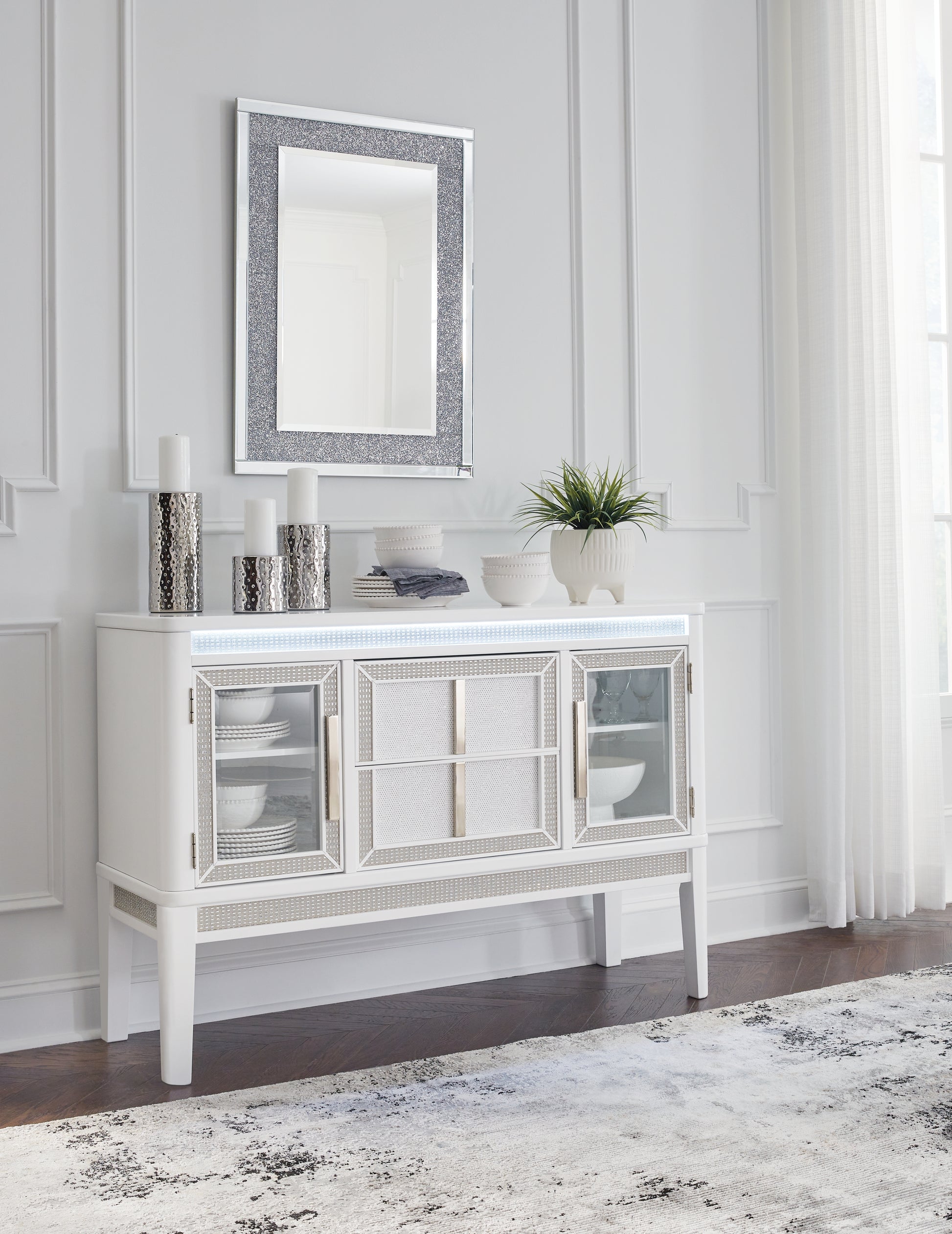 Lakeland Furniture Outlet - Ashley Furniture - Chalanna Dining Room - Dining Room Server / White - D822-60