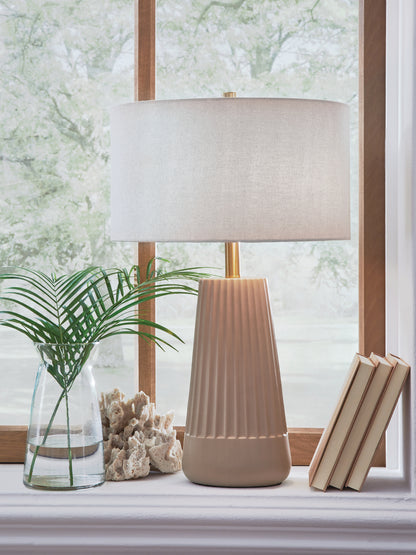 Lakeland Furniture Outlet - Ashley Furniture - Dellner Lighting - Ceramic Table Lamp (1/CN) - L100854