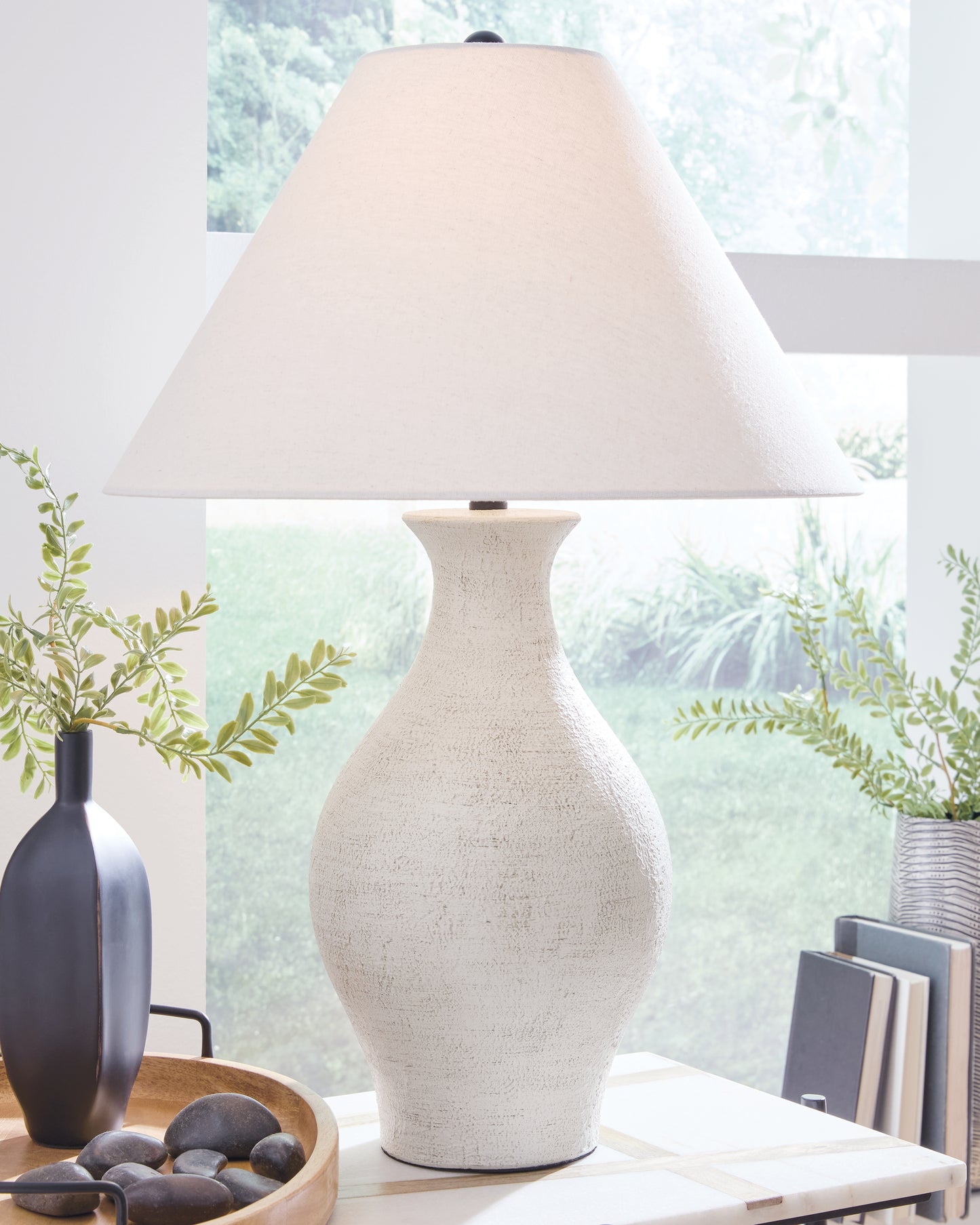 Lakeland Furniture Outlet - Ashley Furniture - Ashbend Lighting - Ceramic Table Lamp (1/CN) - L100884