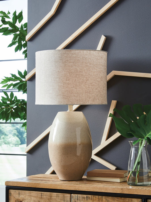 Lakeland Furniture Outlet - Ashley Furniture - Linas Lighting - Metal Table Lamp (1/CN) - L207594