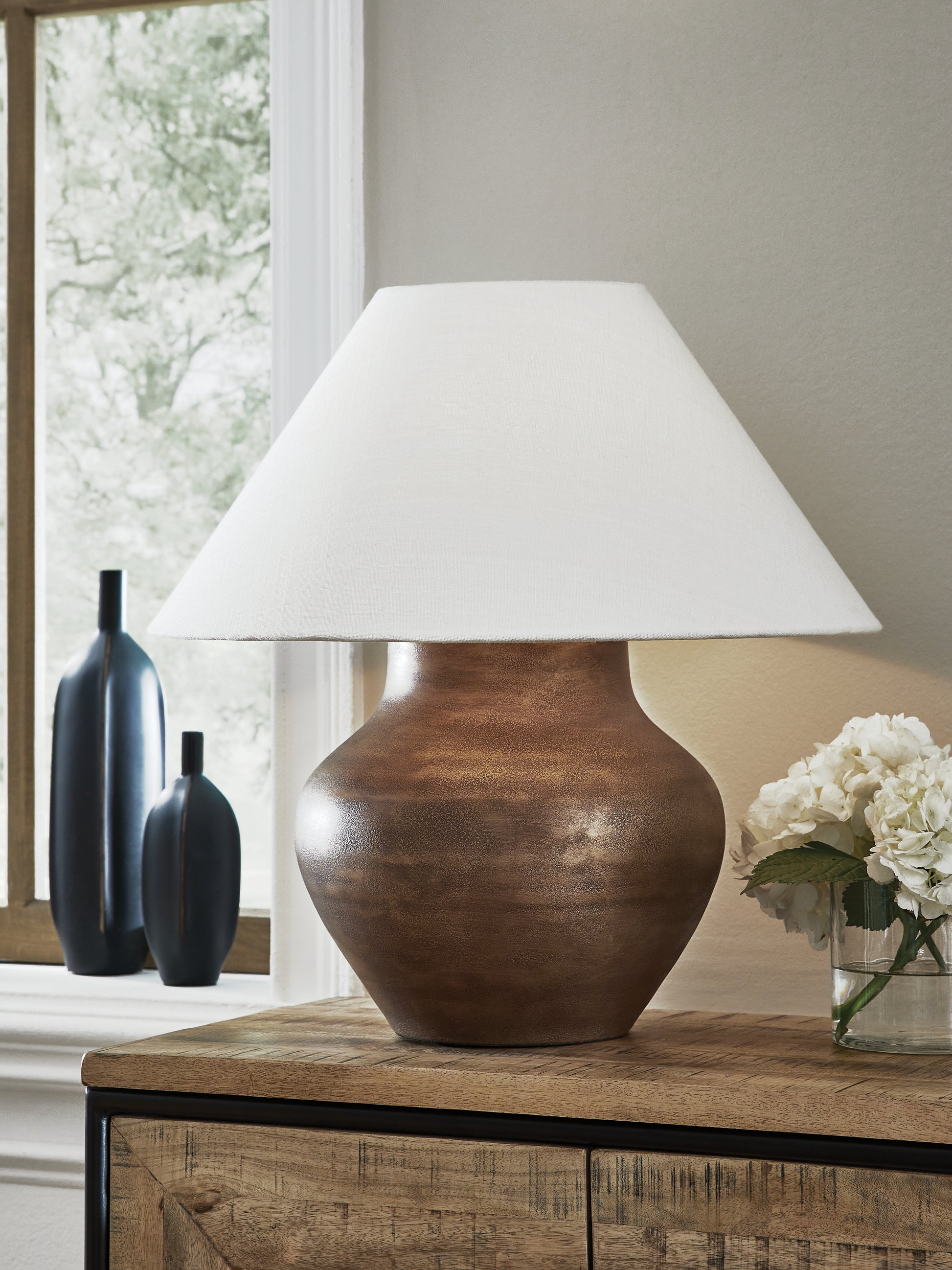 Lakeland Furniture Outlet - Ashley Furniture - Whitham Lighting - Metal Table Lamp (1/CN) - L207664