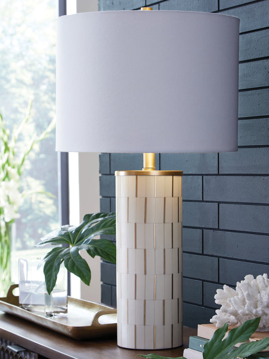 Lakeland Furniture Outlet - Ashley Furniture - Faridworth Lighting - Poly Table Lamp (1/CN) - L235954