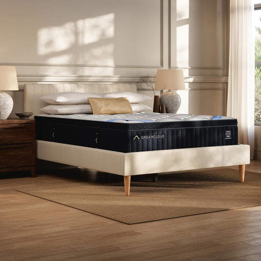 Lakeland Furniture Outlet - Ashley Furniture - Dreamcloud Premier Memory Foam Mattresses - Queen - M12131