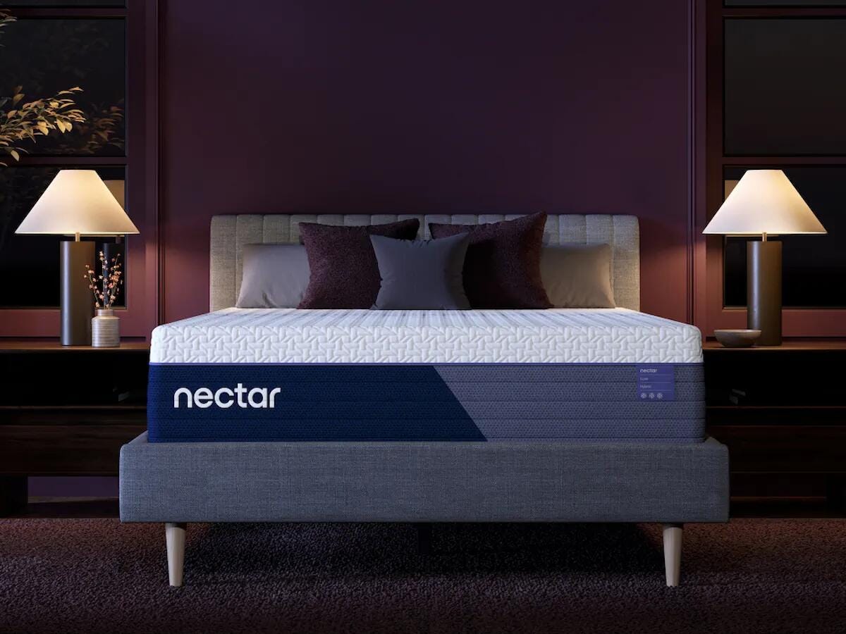 Lakeland Furniture Outlet - Ashley Furniture - Nectar Luxe Hybrid Mattresses - California King / White - M14251