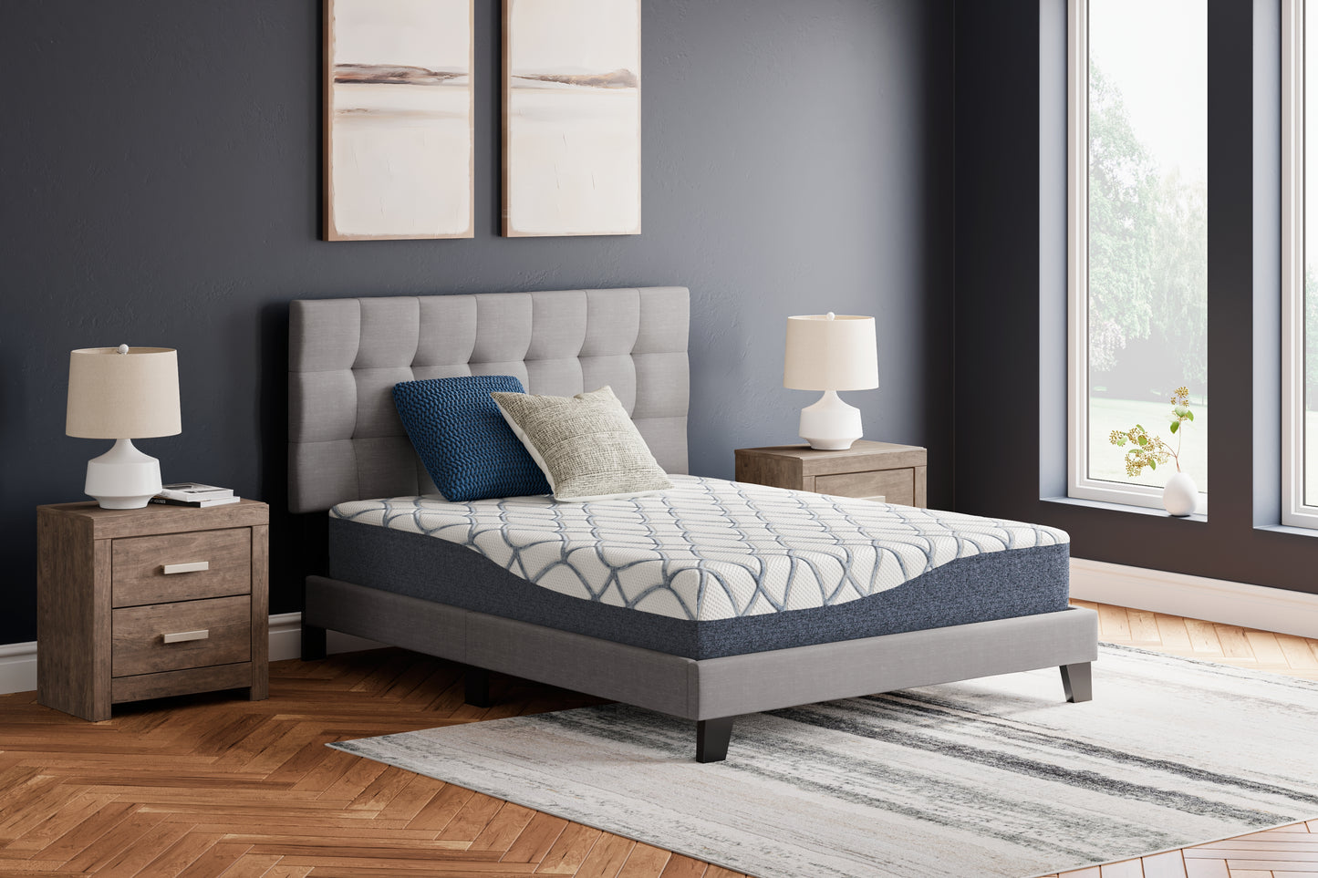 Lakeland Furniture Outlet - Ashley Furniture - 10 Inch Chime Elite 2.0 Mattresses - California King / White/Blue - M42551
