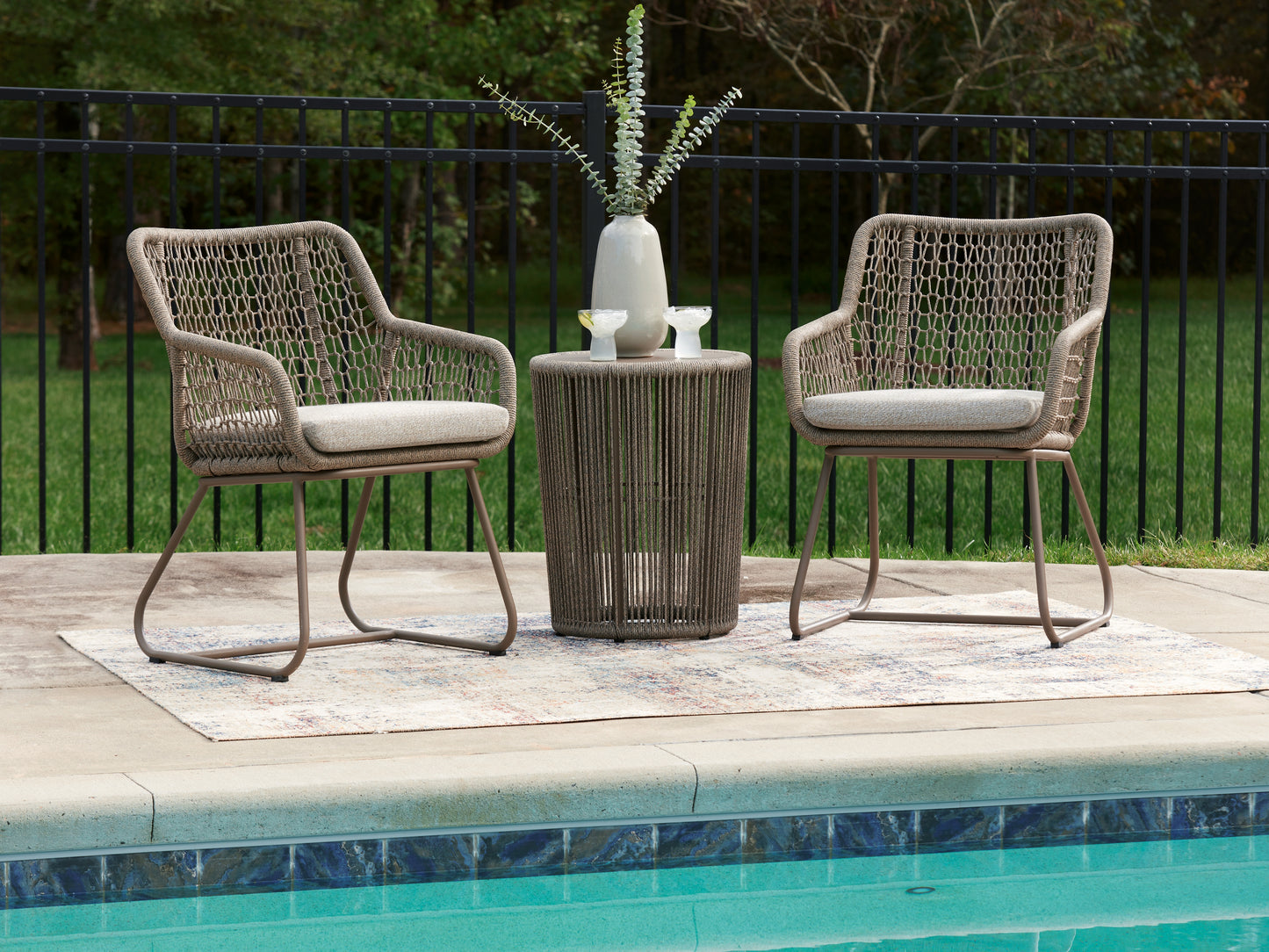 Lakeland Furniture Outlet - Ashley Furniture - Majors Beach Outdoor - Chairs w/CUSH/Table Set (3/CN) - PCP321-050