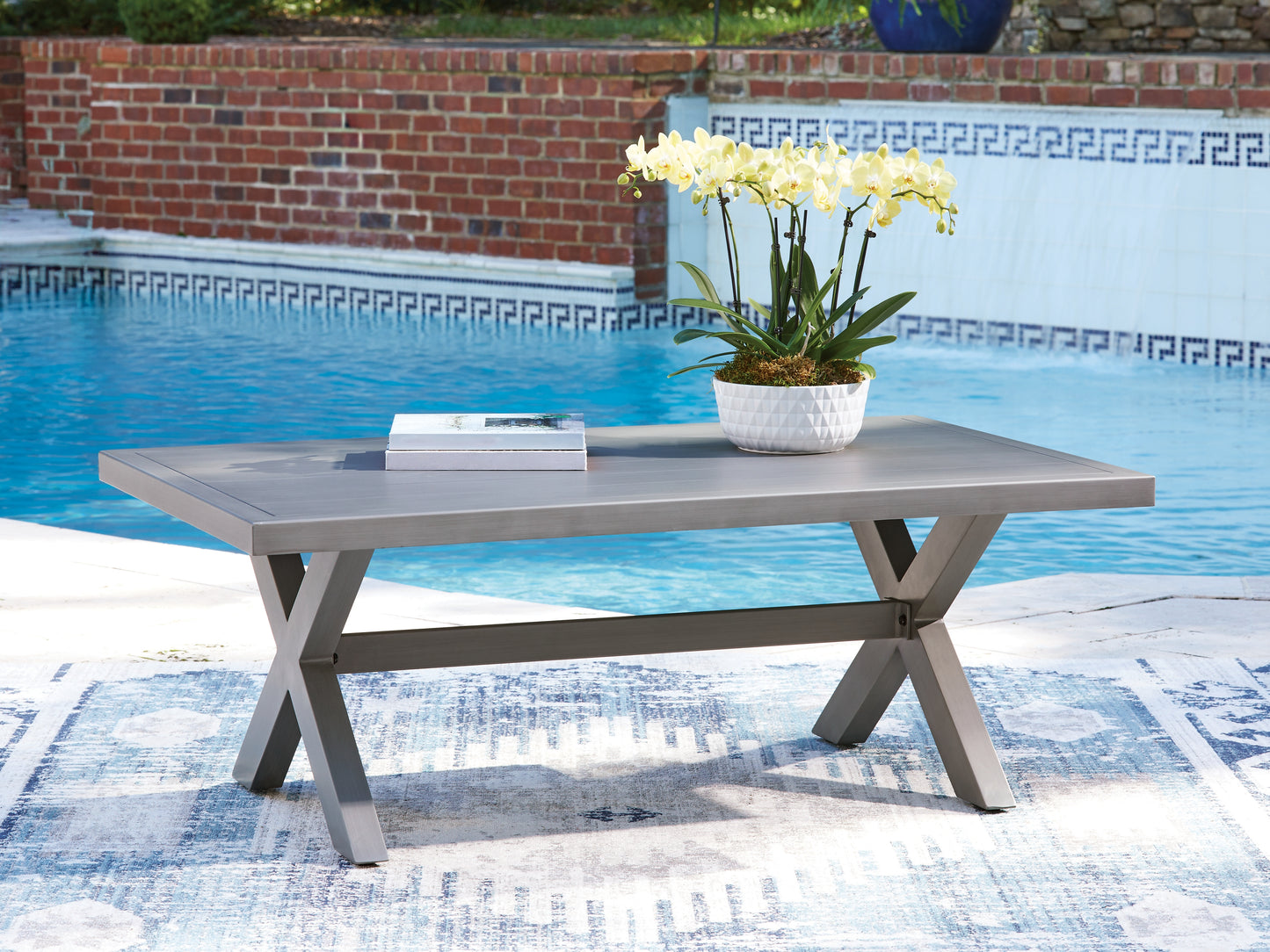 Lakeland Furniture Outlet - Ashley Furniture - Half Moon Beach Outdoor - Rectangular Cocktail Table / Gray - PCP418-701