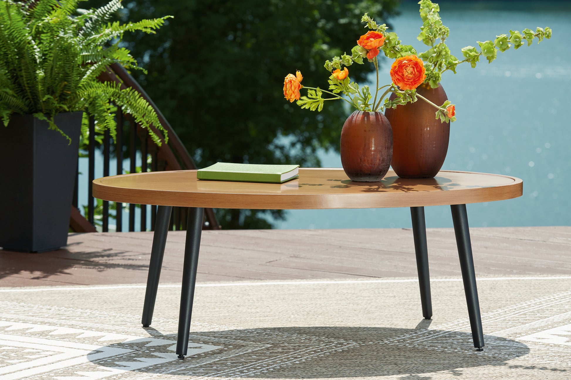 Lakeland Furniture Outlet - Ashley Furniture - Horizon Hall Outdoor - Cocktail Table - P572-701