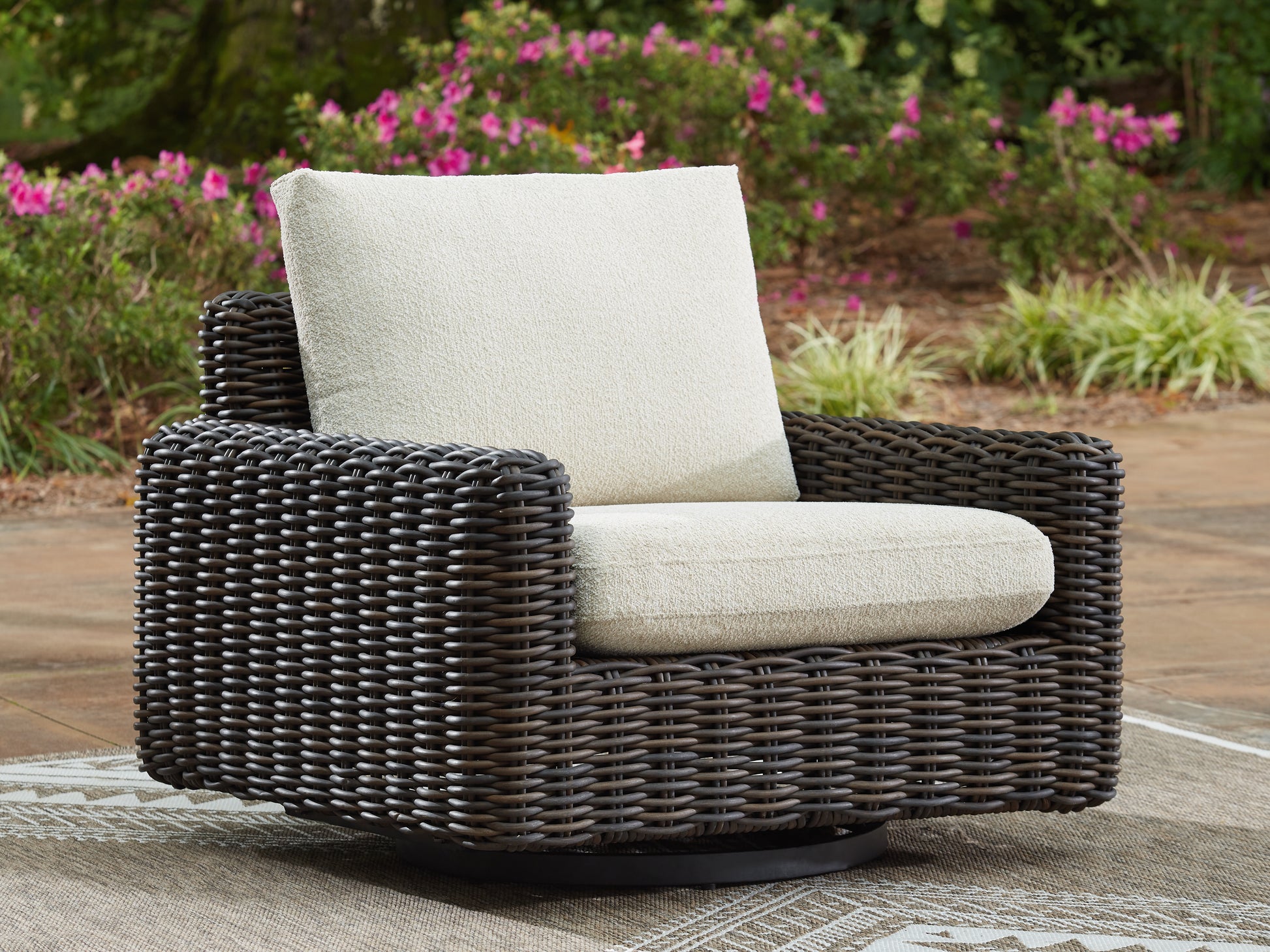 Lakeland Furniture Outlet - Ashley Furniture - Kimora Outdoor - Swivel Glider Lounge w/Cushion - P711-821