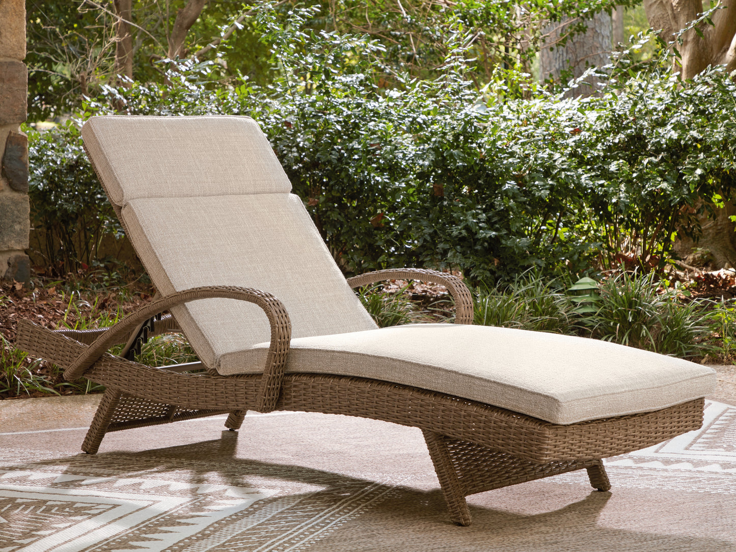 Lakeland Furniture Outlet - Ashley Furniture - Laguna Heights Outdoor - Chaise Lounge with Cushion / Beige - PCP790-815