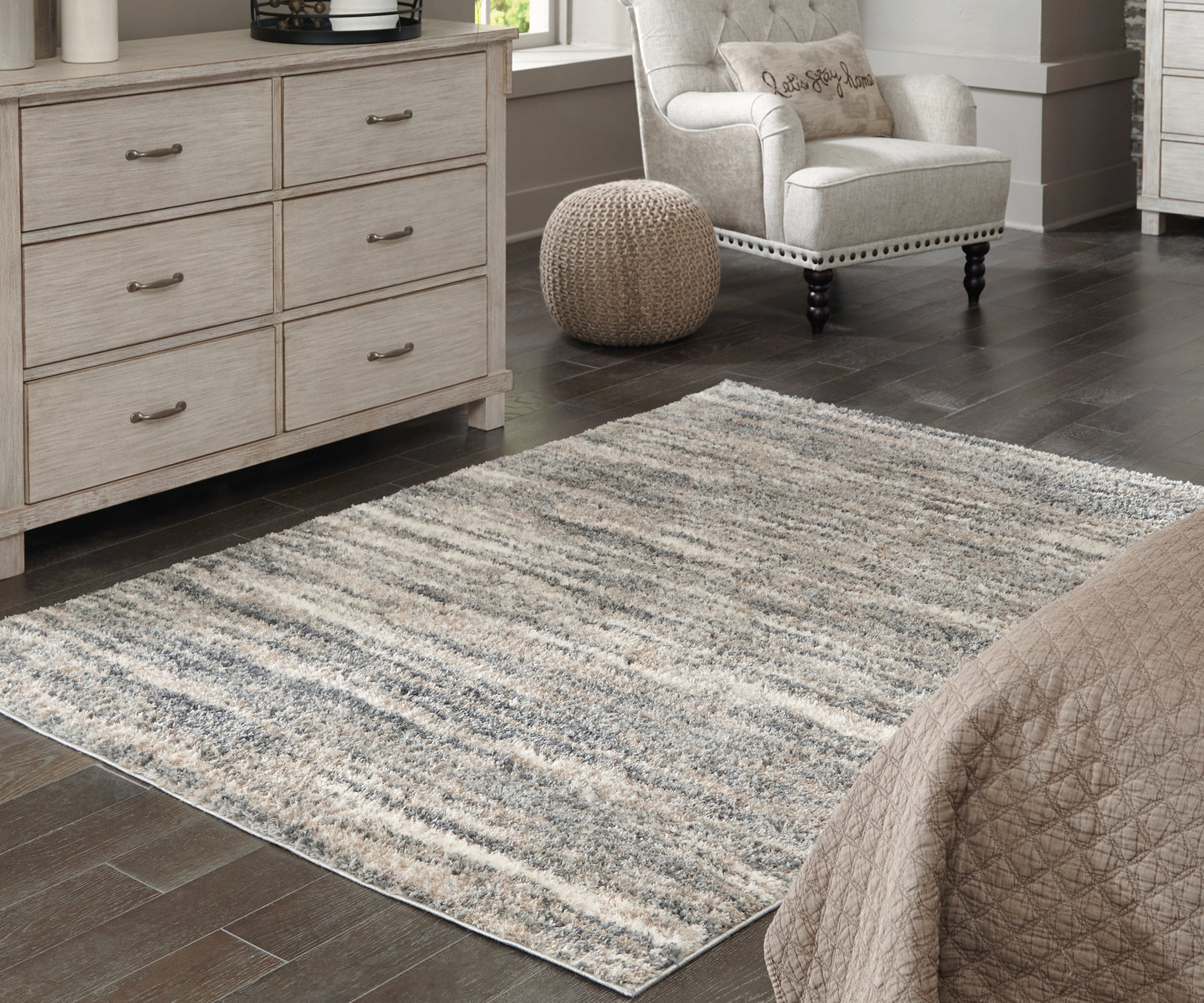 Lakeland Furniture Outlet - Ashley Furniture - Gizela Rug - 5'3" x 7'3" Rug / Ivory/Beige/Gray - R404862