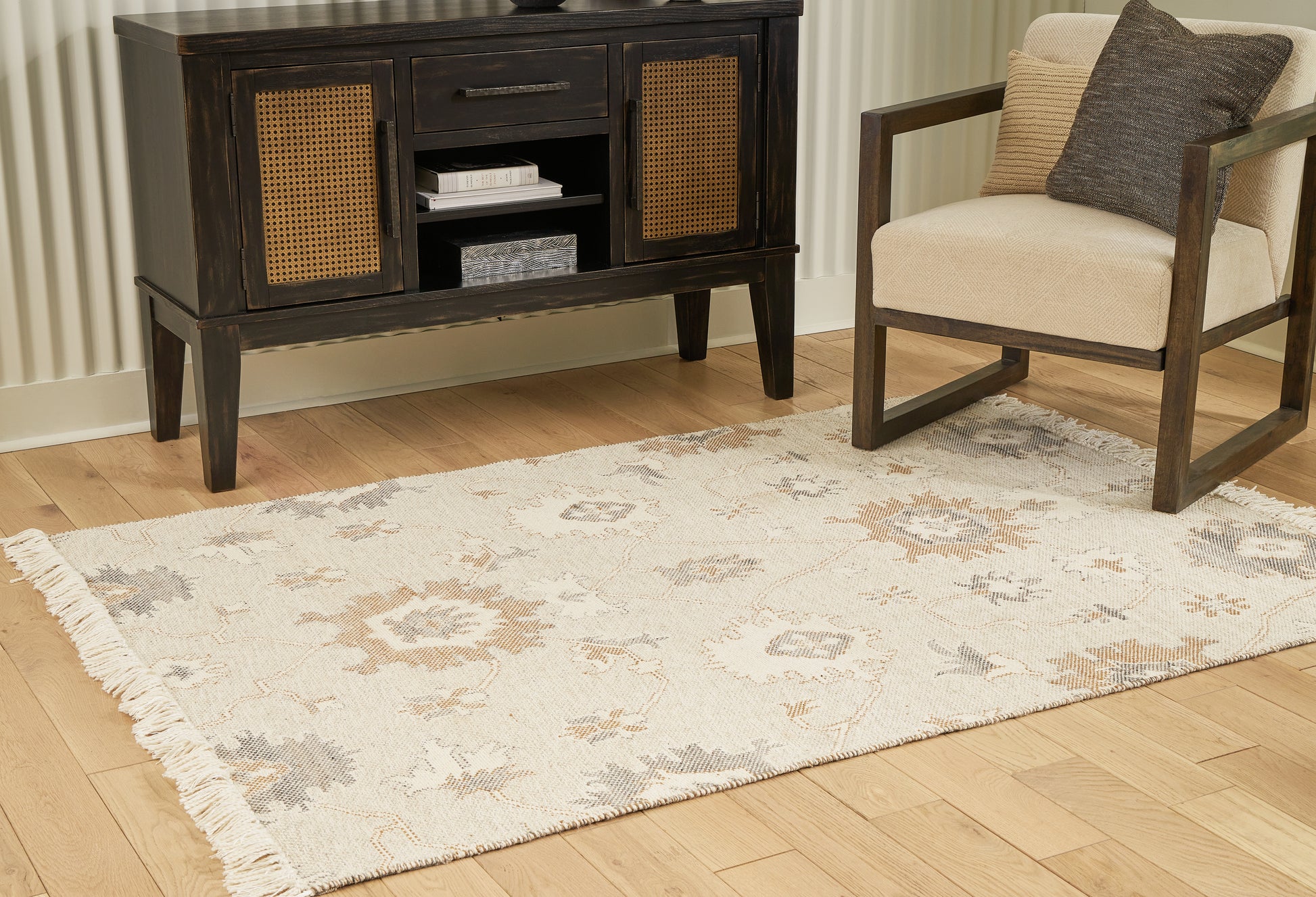 Lakeland Furniture Outlet - Ashley Furniture - Calkin Rug - 5' x 7' Rug - R406392