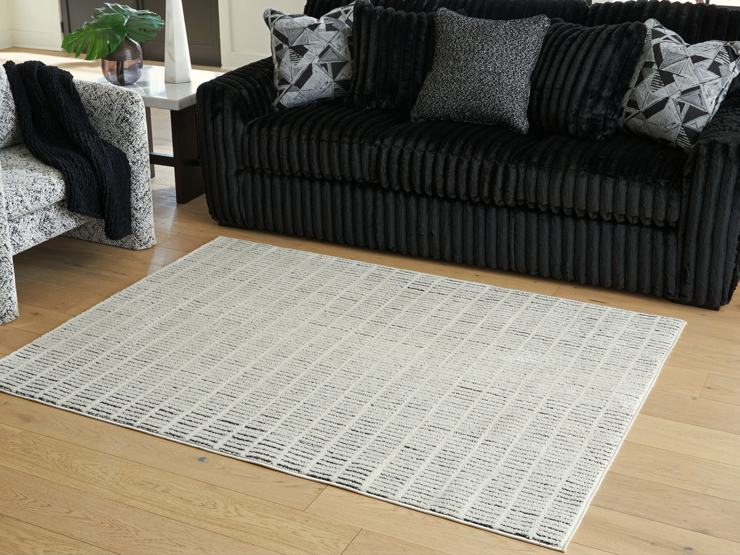 Lakeland Furniture Outlet - Ashley Furniture - Turinwith Rug - 5'3" x 7' Area Rug / Ivory/Black - R407552