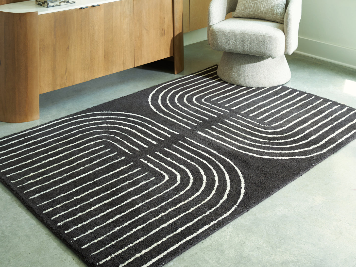 Lakeland Furniture Outlet - Ashley Furniture - Eldonmore Rug - 5' x 7' Area Rug / Black/Ivory - R407572