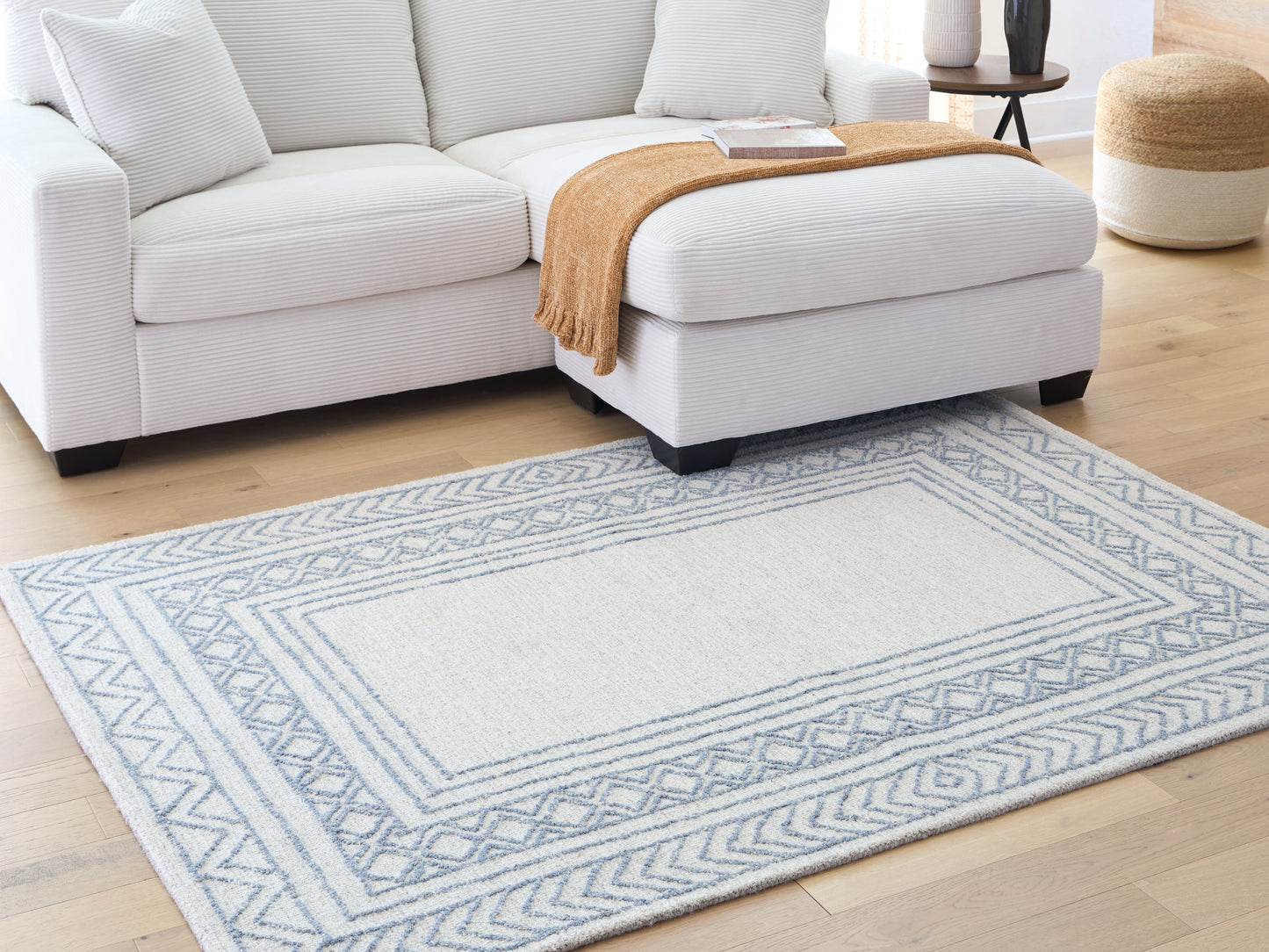 Lakeland Furniture Outlet - Ashley Furniture - Azelhurst Rug - 5' x 7' Area Rug / Blue/Ivory/Gray - R407852