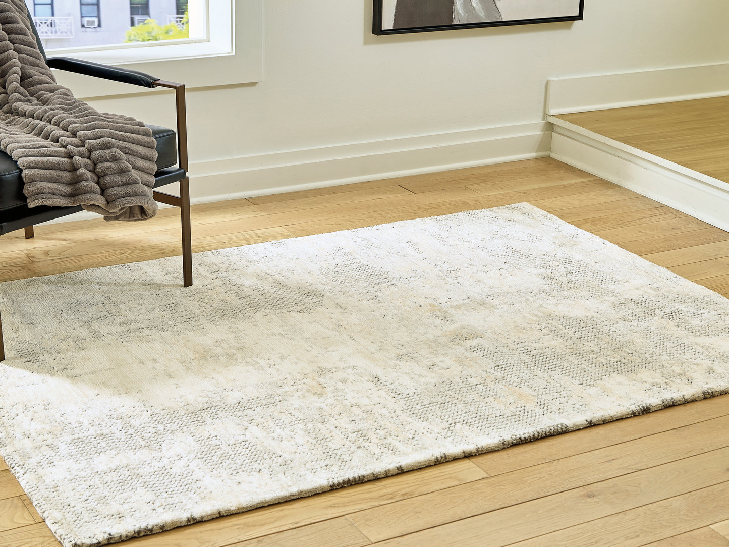 Lakeland Furniture Outlet - Ashley Furniture - Raif Rug - Medium Rug / Gray/White/Cream - R408082