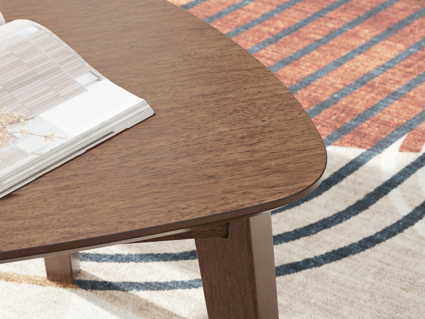 Lyncott Table (Set of 3)