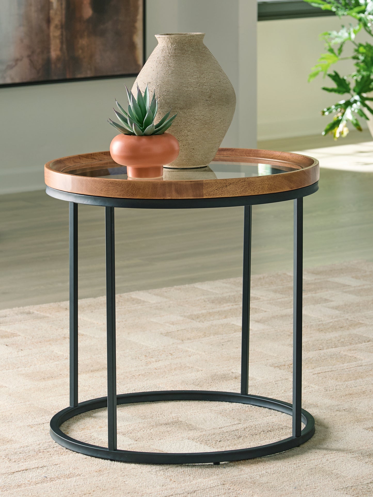 Lakeland Furniture Outlet - Ashley Furniture - Noraluna End Table - Round End Table - T502-6