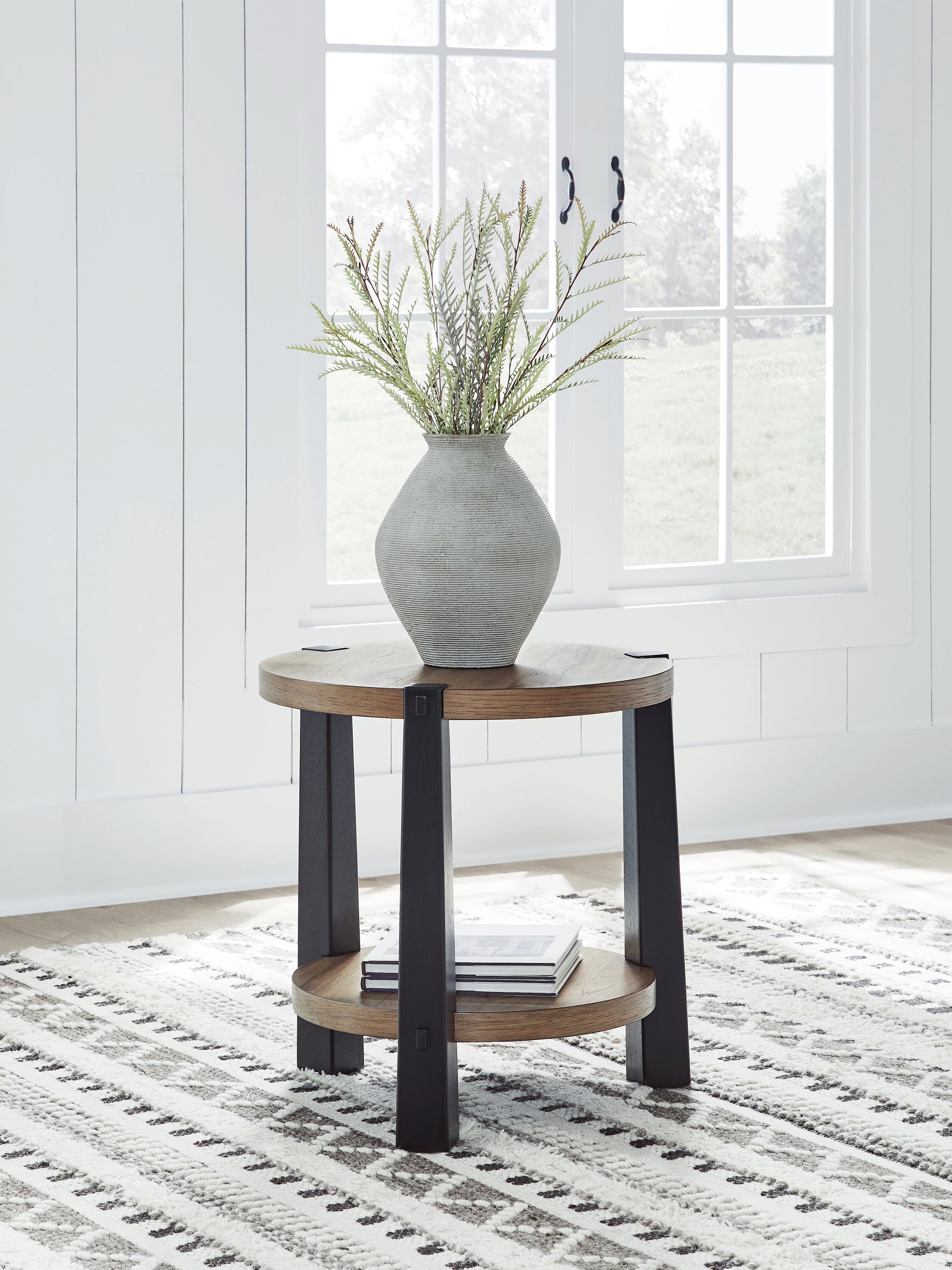 Lakeland Furniture Outlet - Ashley Furniture - Ridgester End Table - Round End Table - T518-6