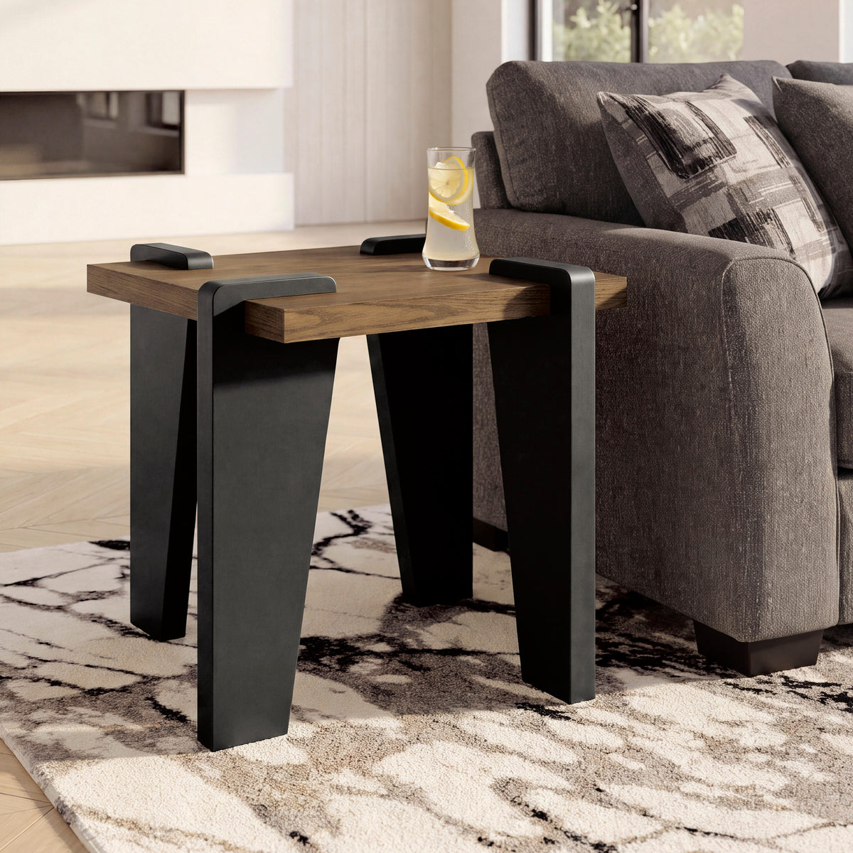 Lakeland Furniture Outlet - Ashley Furniture - Weathermore End Table - Square End Table - T531-2