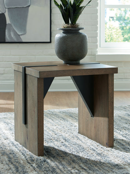 Lakeland Furniture Outlet - Ashley Furniture - Kandinew End Table - Square End Table - T554-2