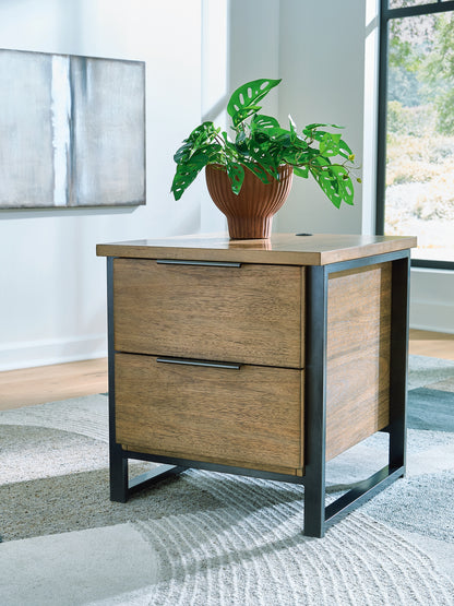 Lakeland Furniture Outlet - Ashley Furniture - Montia End Table - Rectangular End Table / Light Brown - T602-3
