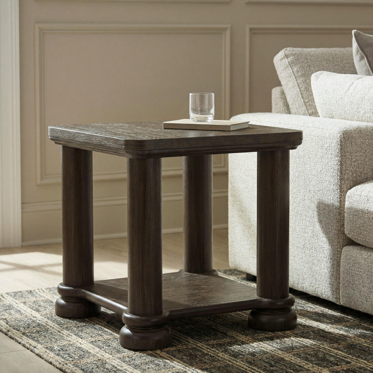 Lakeland Furniture Outlet - Ashley Furniture - Bannette End Table - Square End Table - T605-2