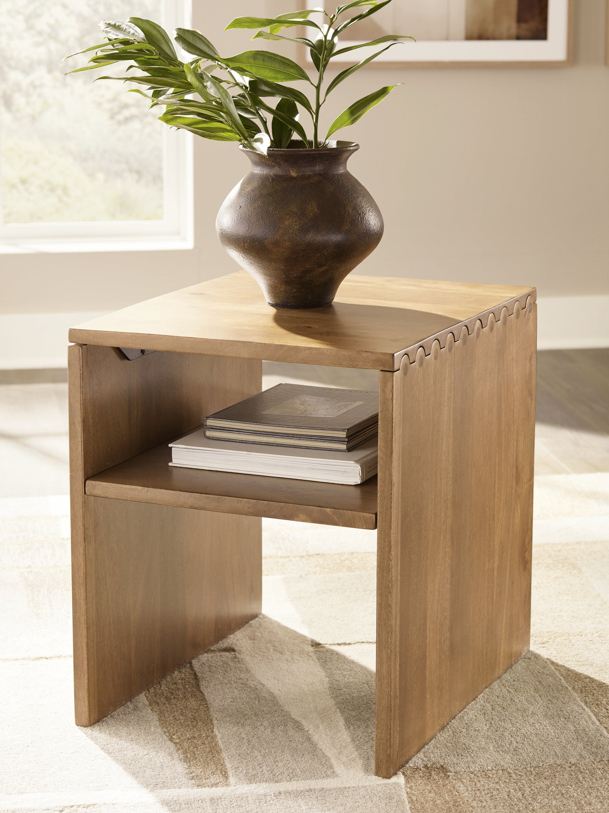 Lakeland Furniture Outlet - Ashley Furniture - Ella Grove End Table - Rectangular End Table - T639-3