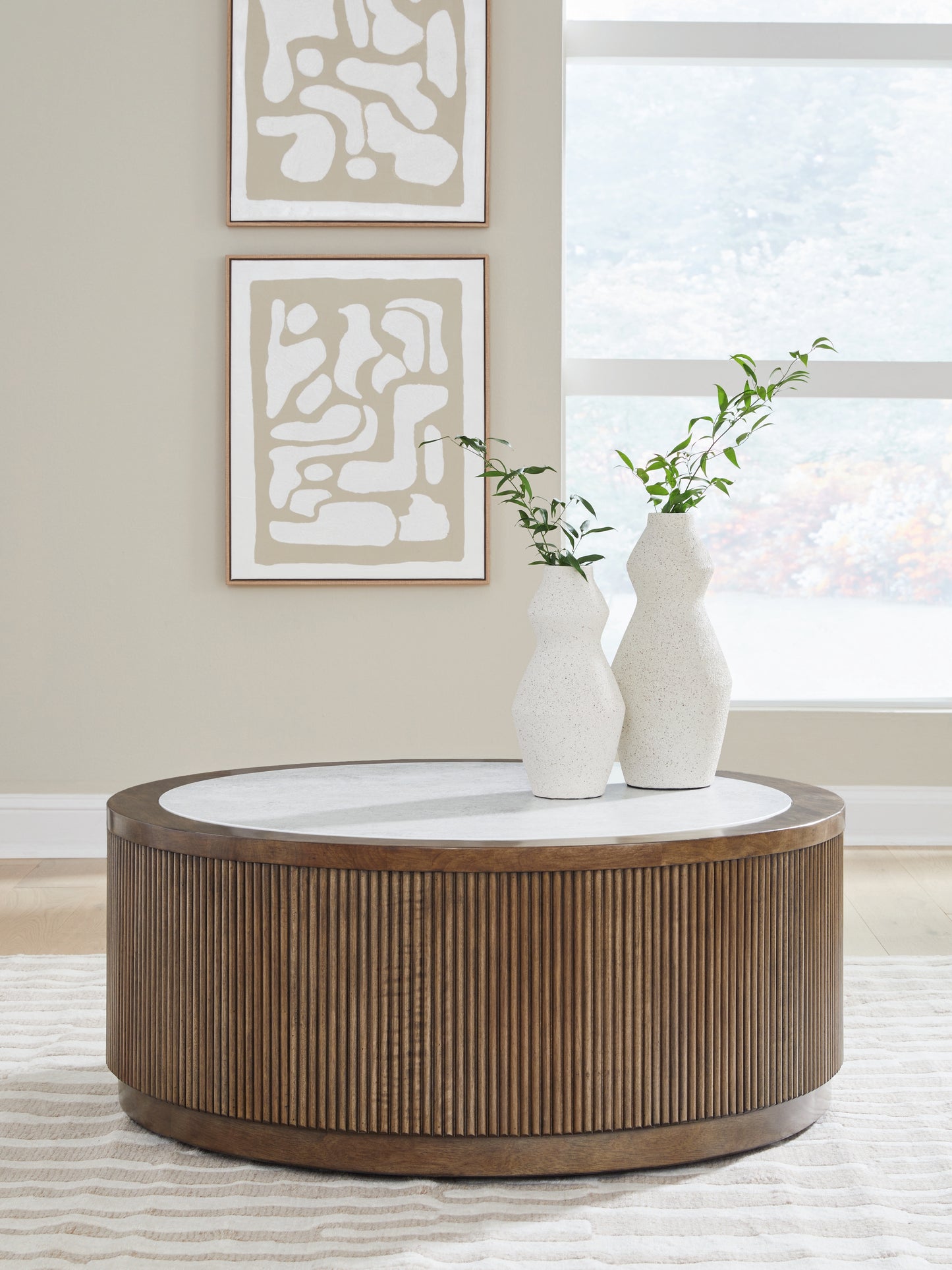 Lakeland Furniture Outlet - Ashley Furniture - Hadonna Coffee Table - Round Cocktail Table - T658-8