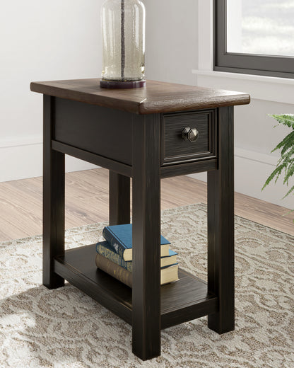 Lakeland Furniture Outlet - Ashley Furniture - Tyler Creek Chairside End Table - Chair Side End Table - T736-107